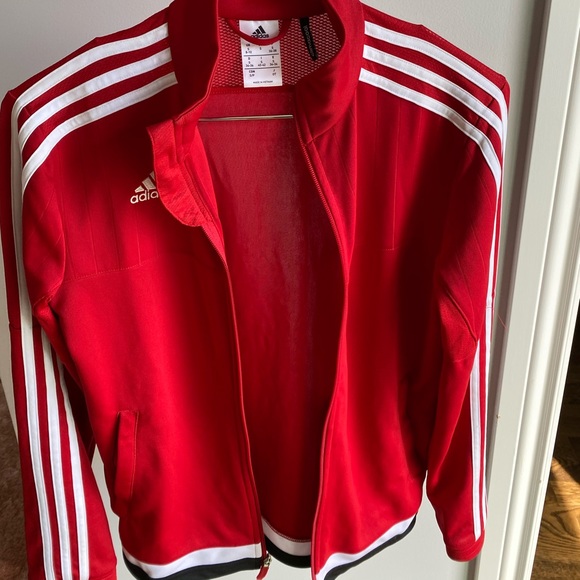 adidas Jackets & Blazers - ❤️ADIDAS ZIP UP❤️
